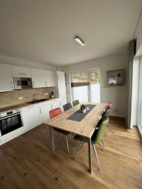 diemelblick acht - Ferienhaus für 6 Personen mit Sauna, Garten und Dachterrasse mit Panoramablick